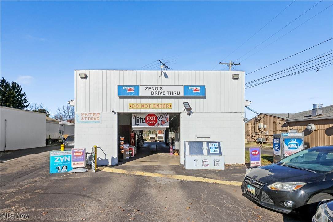 2024 Locust Street - Photo 1