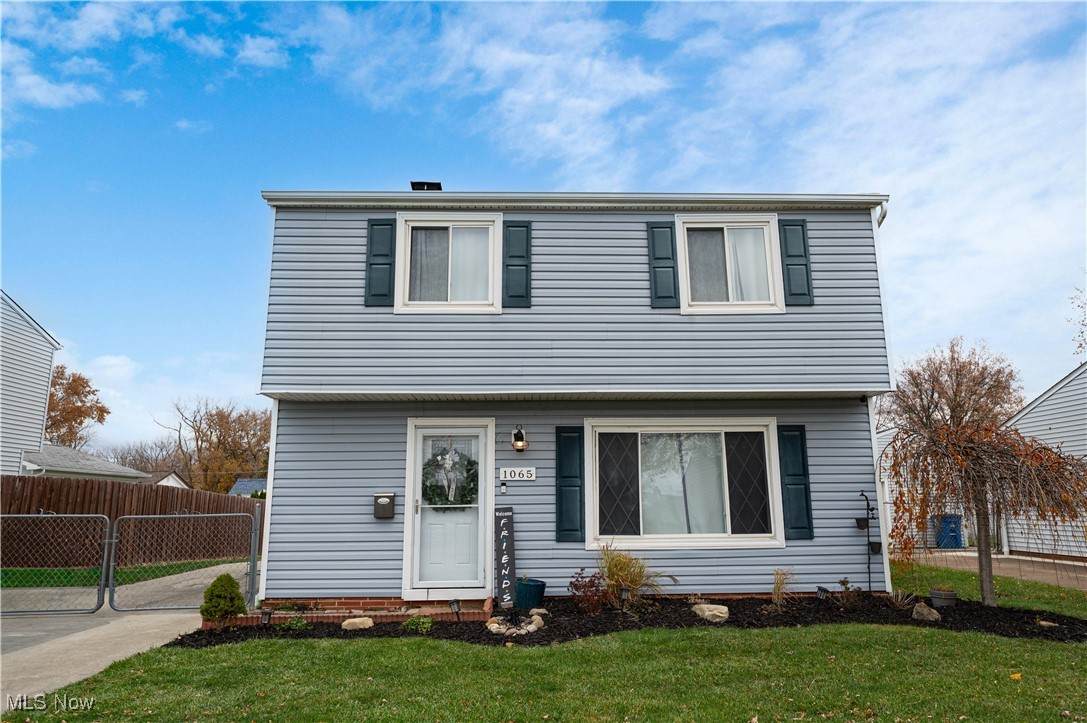 1065 348th Street - Photo 1