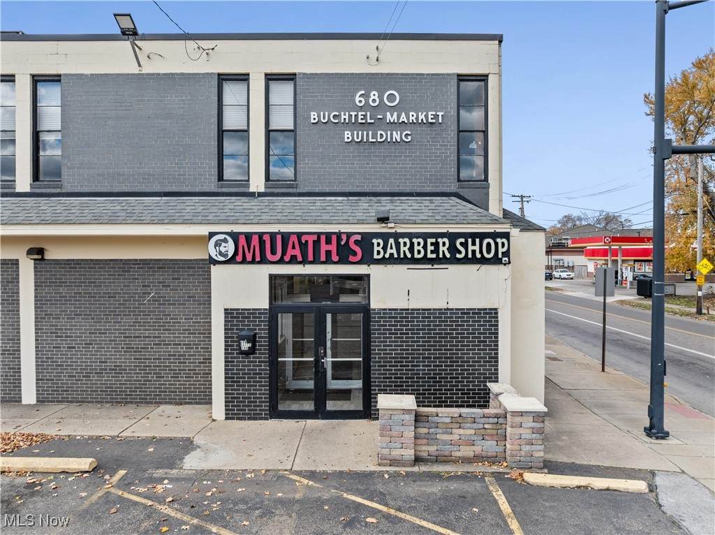 680 Market Street - Photo 1