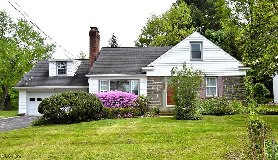 26202 Woodland Road - Photo 1