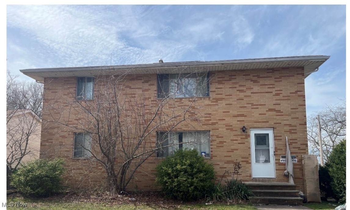 4904 Donovan Drive - Photo 1