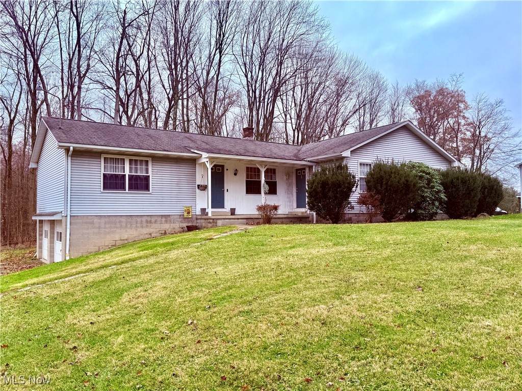 7620 Thompson Sharpsville Road - Photo 1