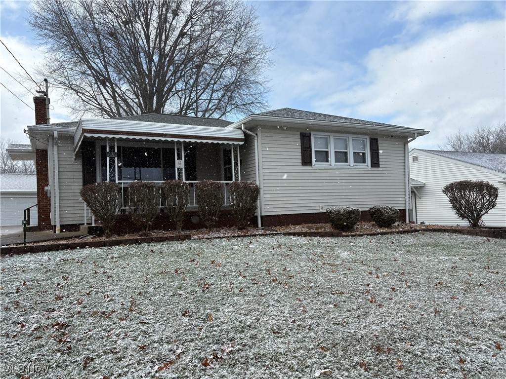 676 Bon Air Avenue - Photo 1