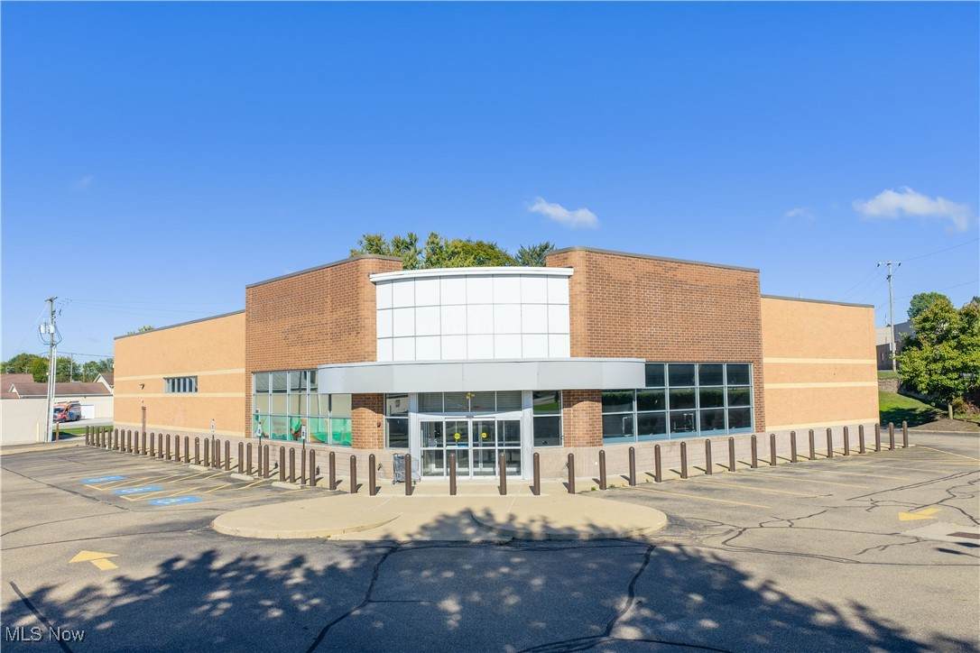 705 High Avenue - Photo 1