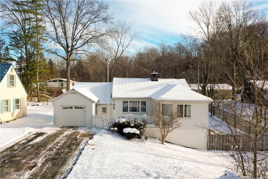 141 Bryn Mawr Drive - Photo 1