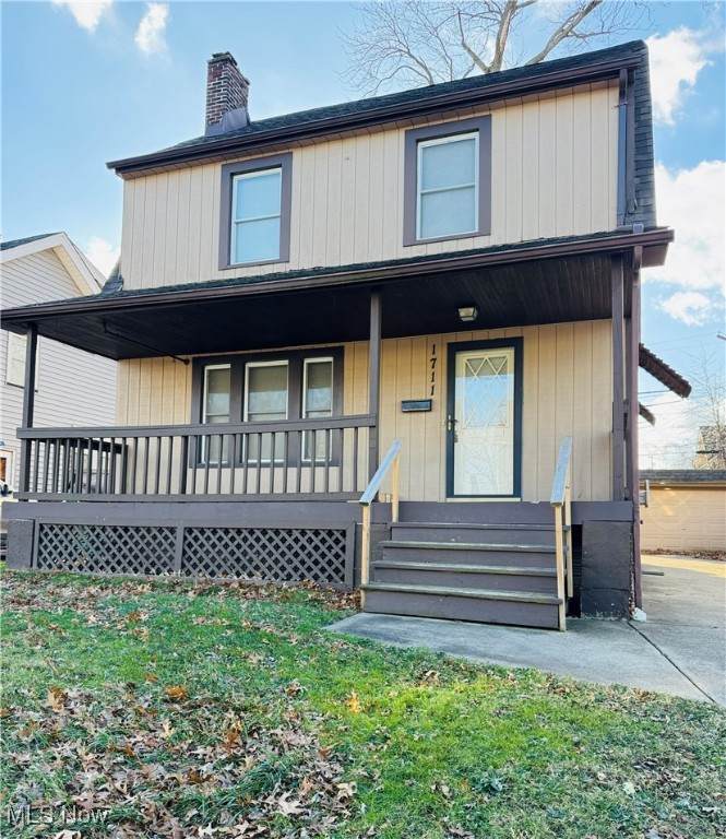 1711 Ardoyne Avenue - Photo 1