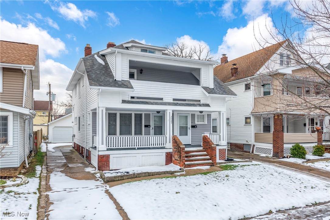 2085 Chesterland Avenue - Photo 1