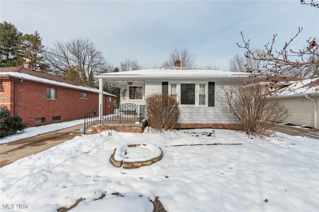 23020 Macbeth Avenue - Photo 1