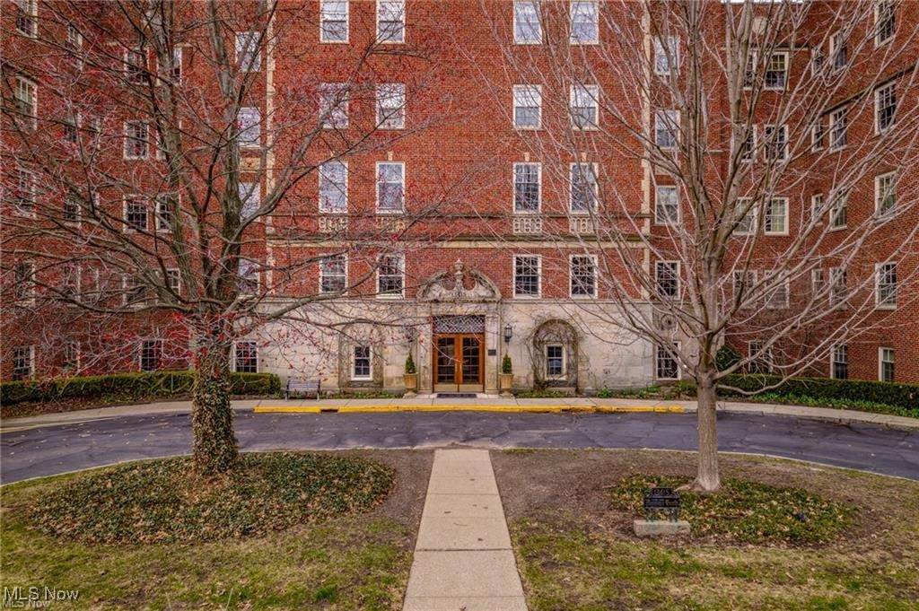 13415 Shaker Boulevard - Photo 1