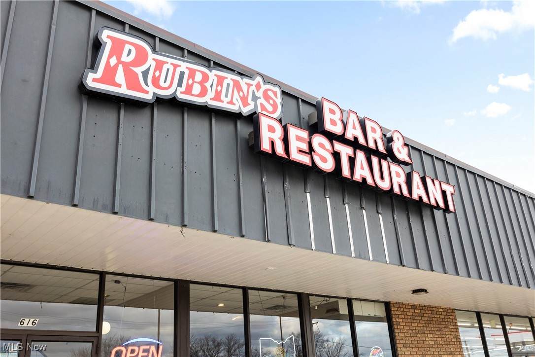 616 Leona Street - Photo 1