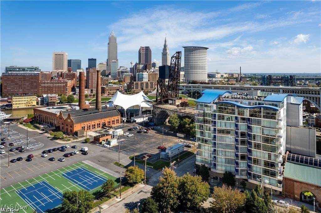 1237 Washington Avenue - Photo 1