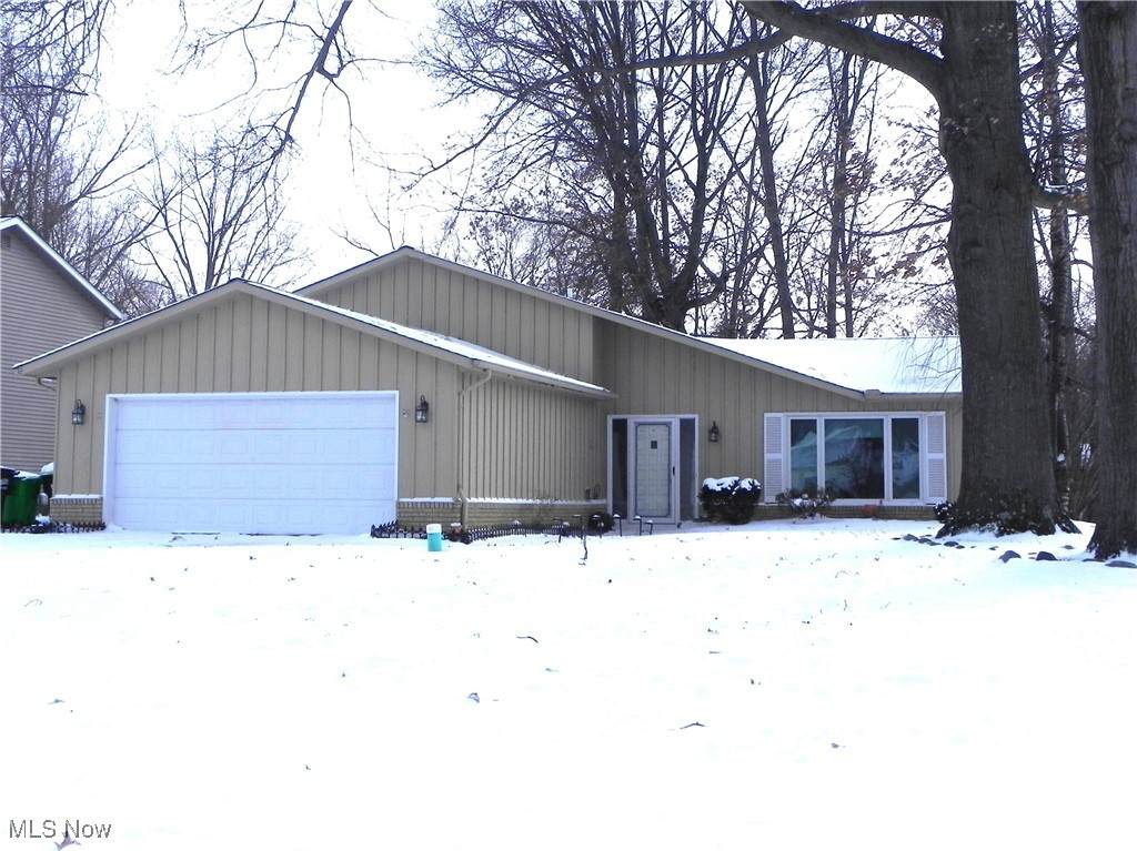 32611 Redwood Boulevard - Photo 1