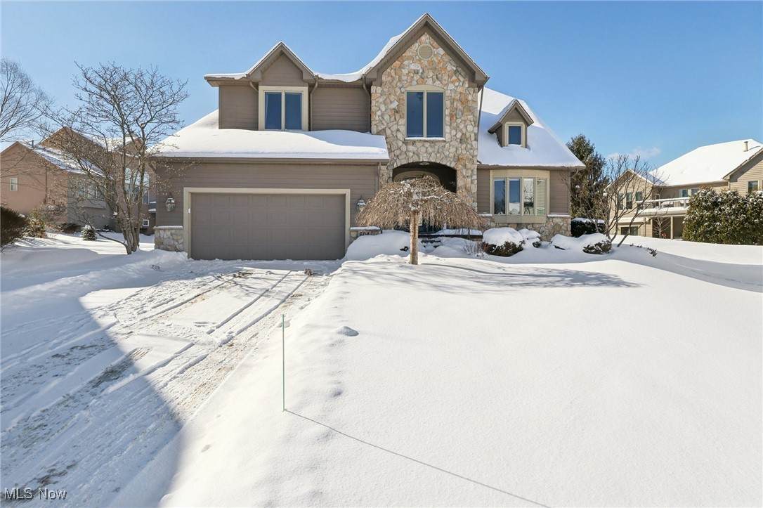 604 Burgess Circle - Photo 1