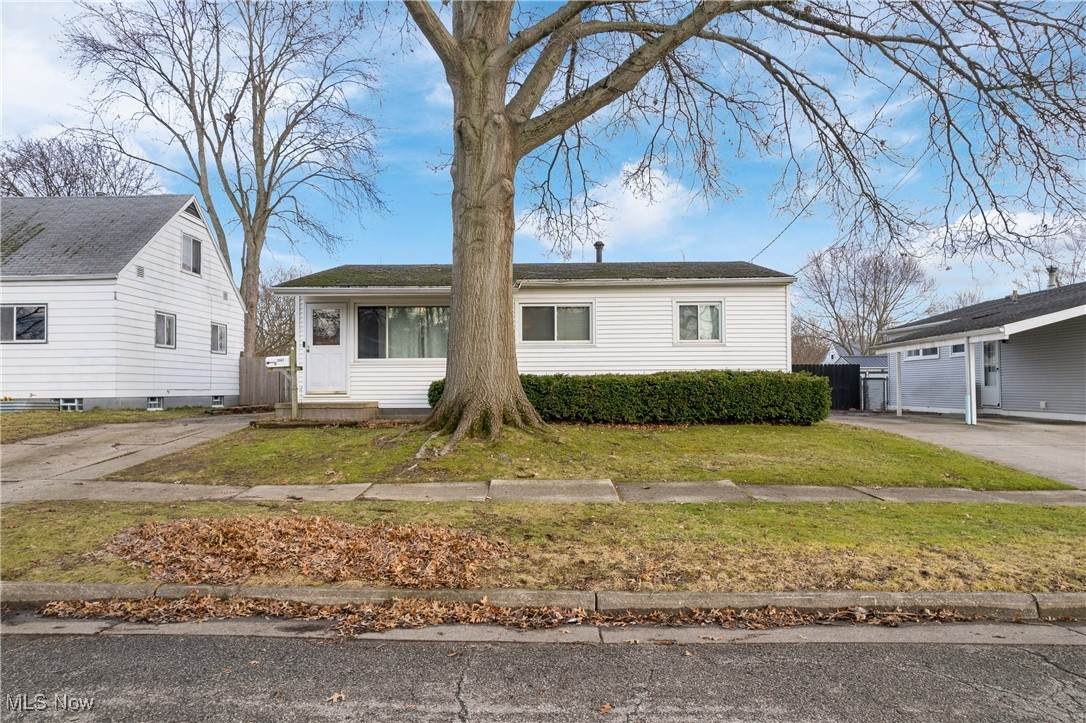 2967 Millbrook Street - Photo 1