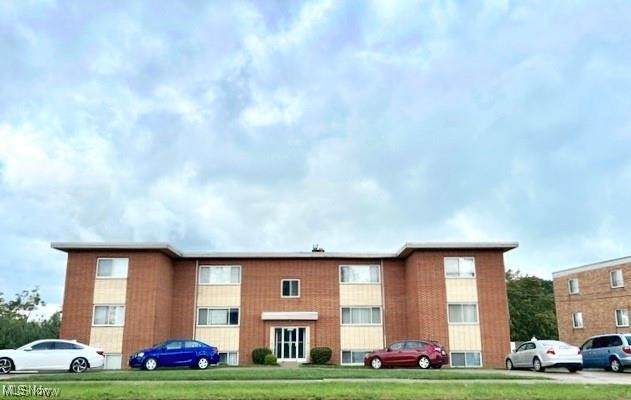 20550 Detroit Road - Photo 1