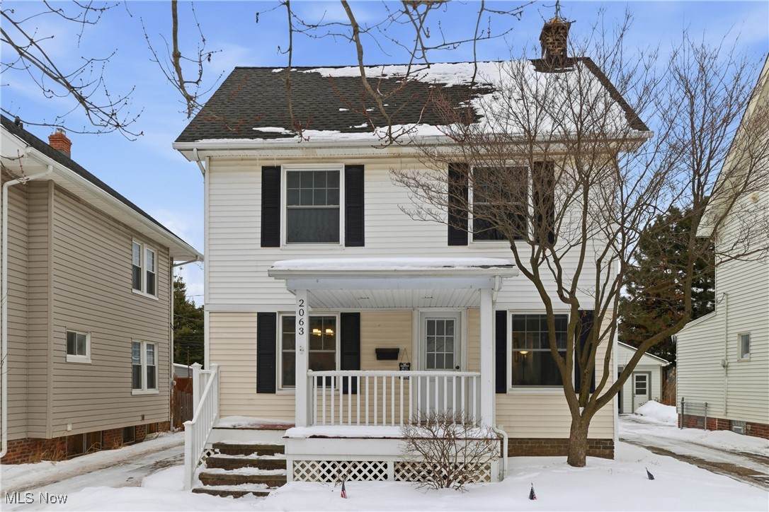 2063 Chesterland Avenue - Photo 1