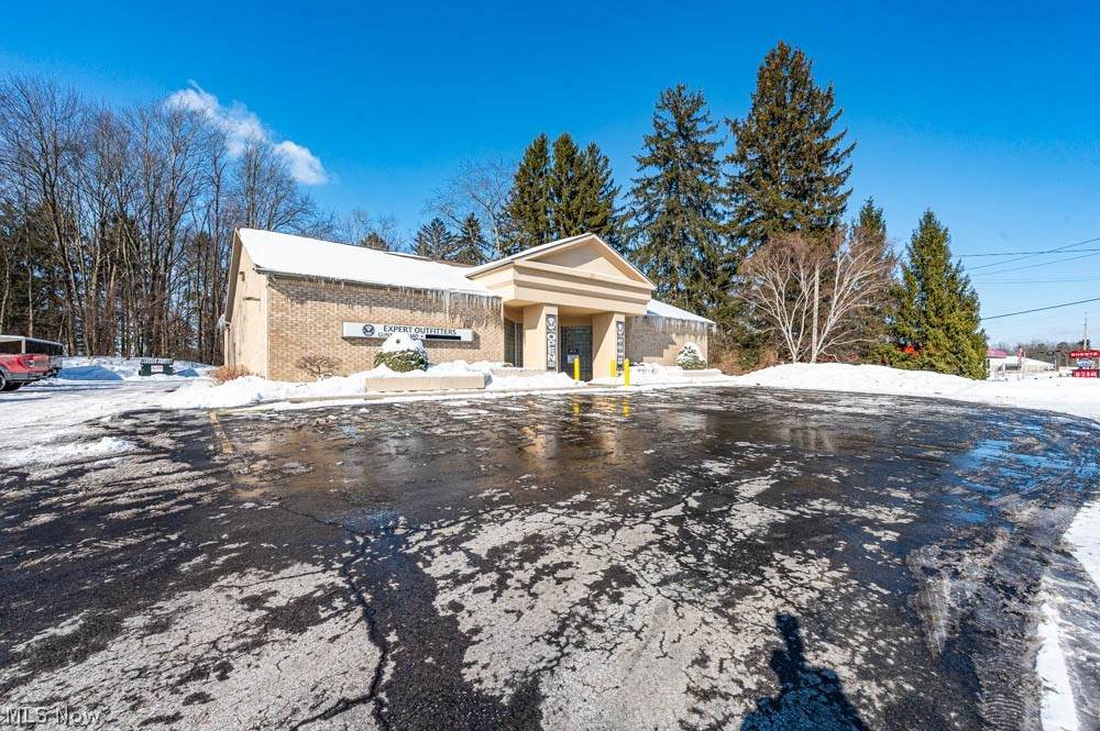 9074 Market - Photo 1