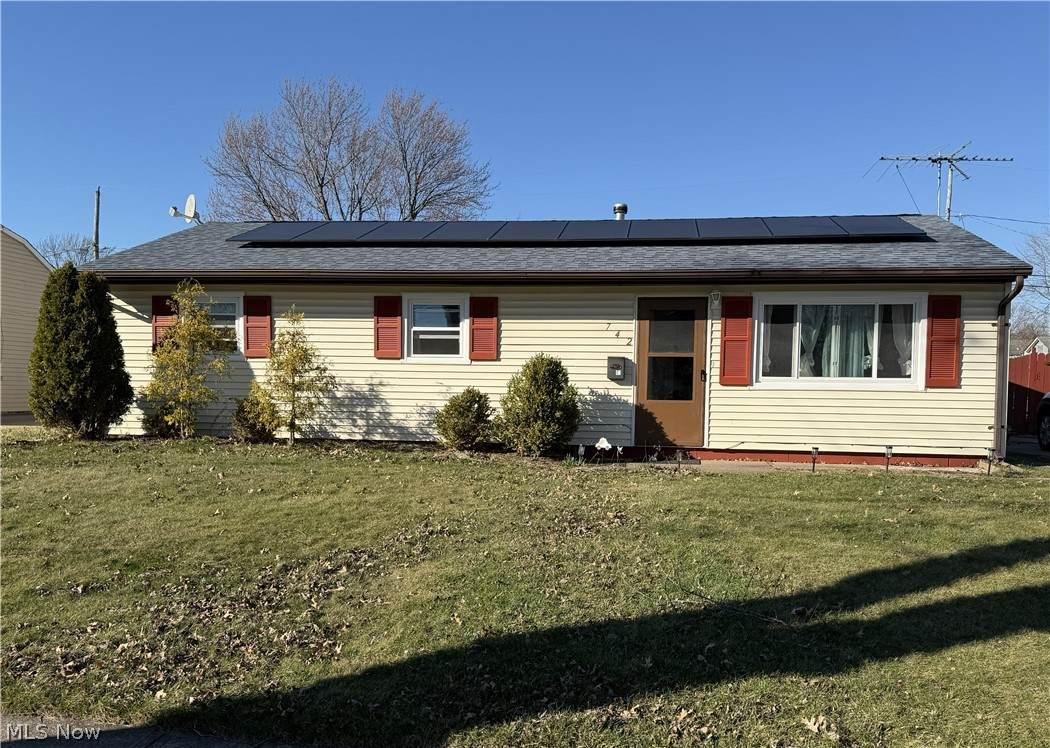 742 Baldwin Avenue - Photo 1
