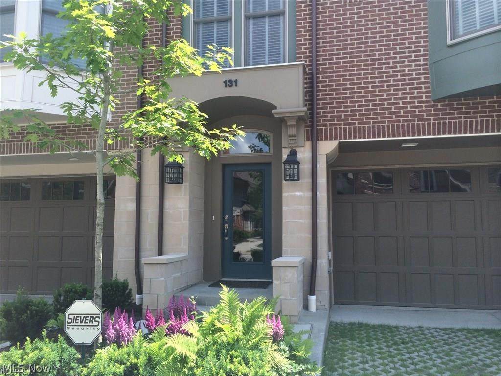131 Vine Street - Photo 1