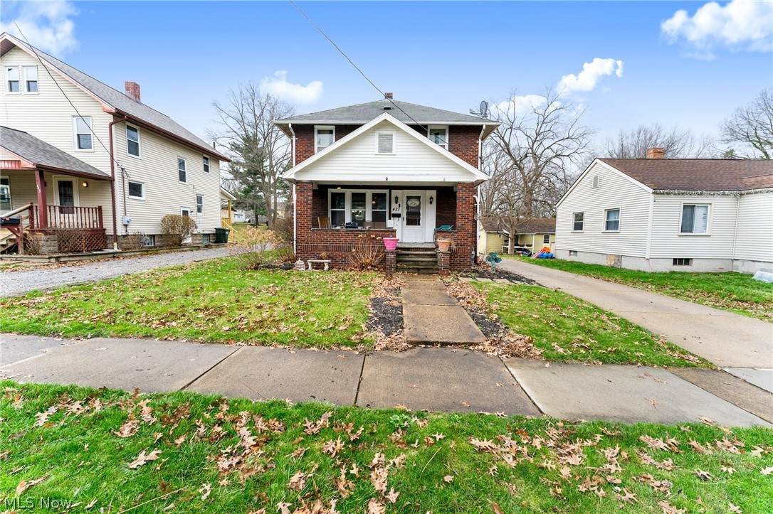 427 Union Avenue - Photo 1