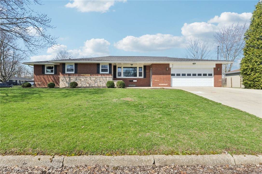 432 35th Street - Photo 1