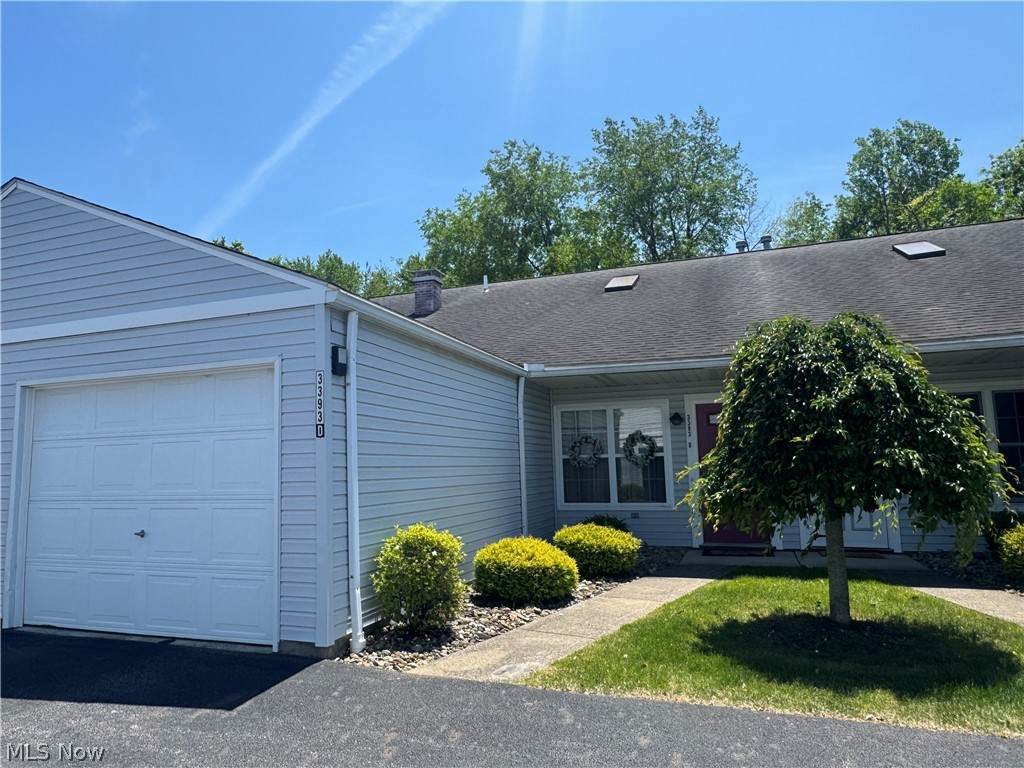 3393 Ivy Hill Circle - Photo 1