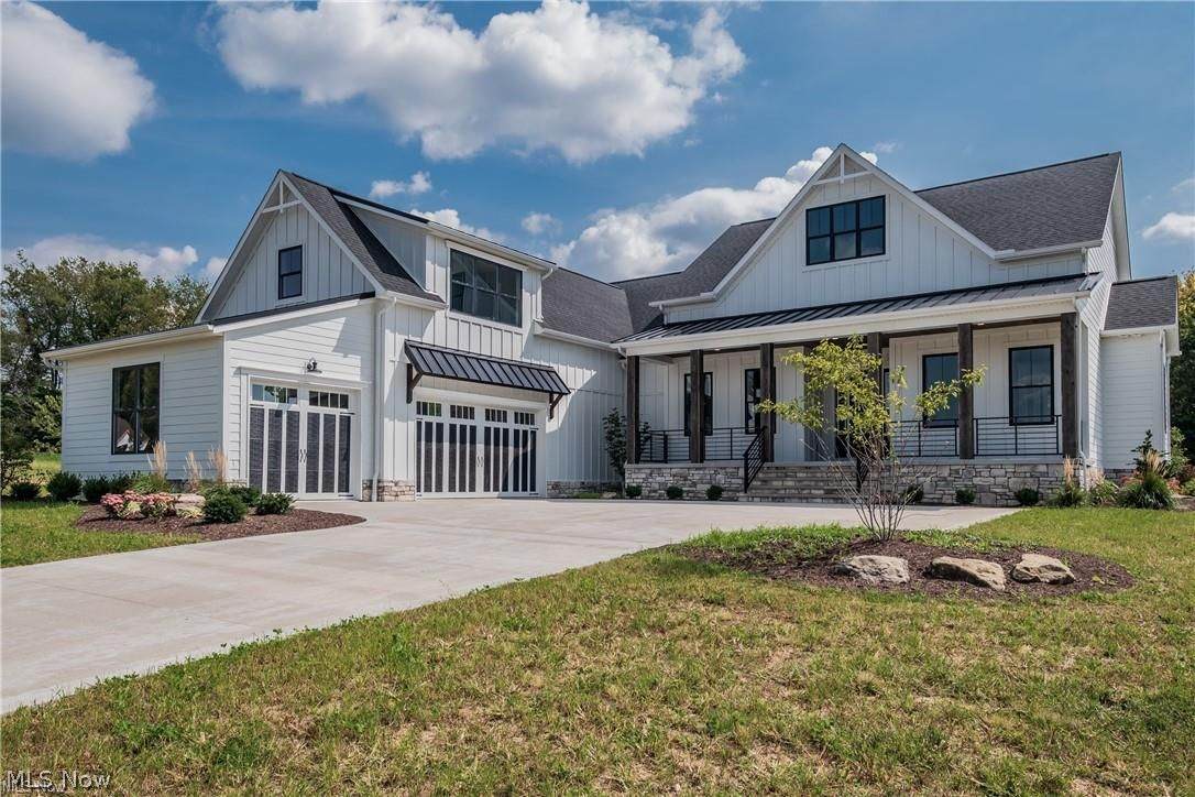 8813 Regency Drive - Photo 1