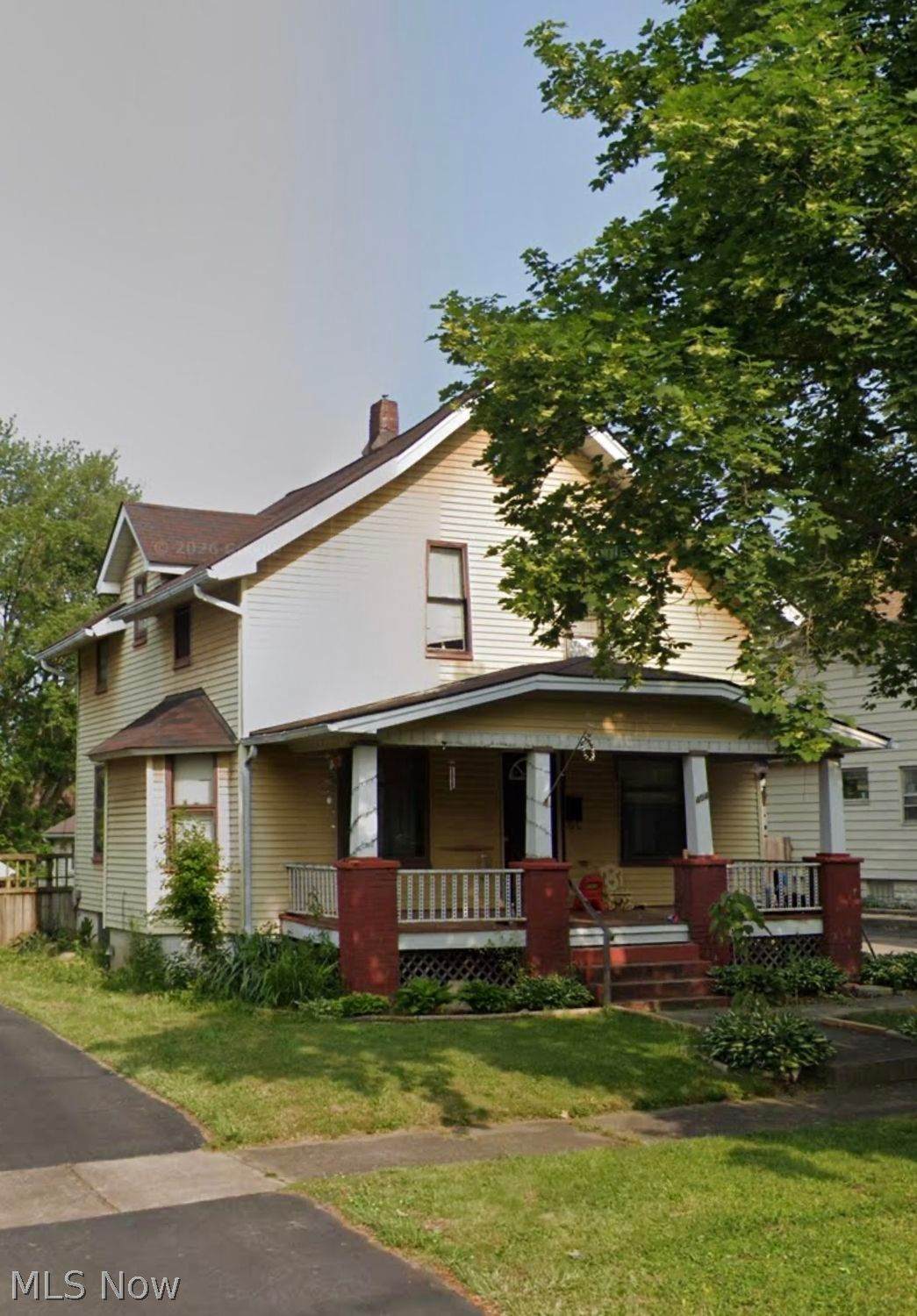 404 Bonnie Brae Avenue - Photo 1