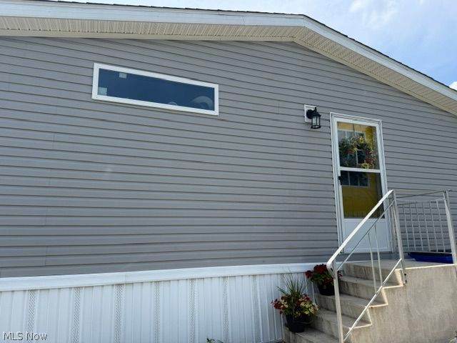 1424 Squire Drive - Photo 1
