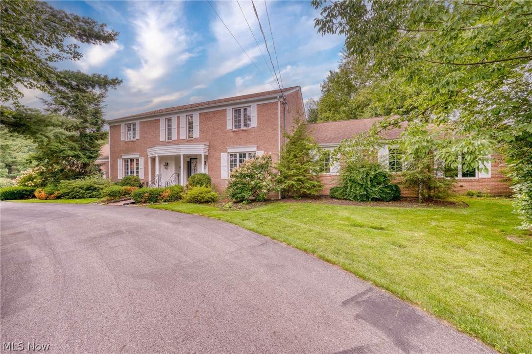 2740 Belgrave Road - Photo 1