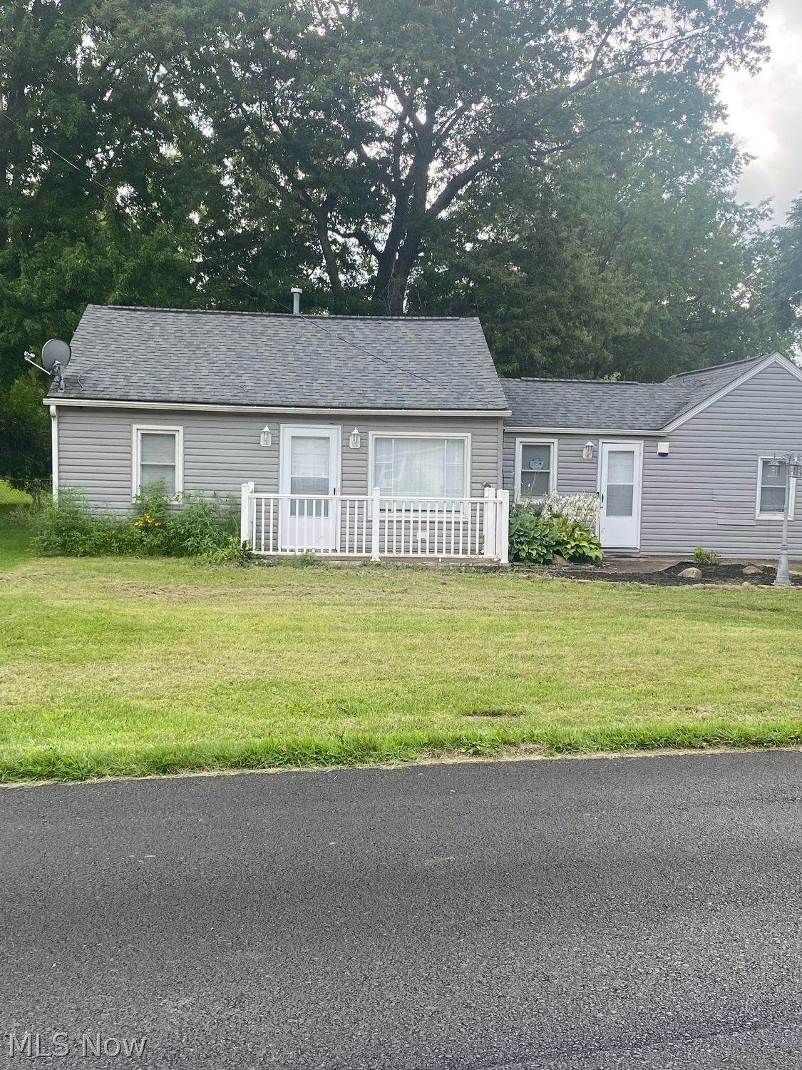 5542 Linn Road - Photo 1