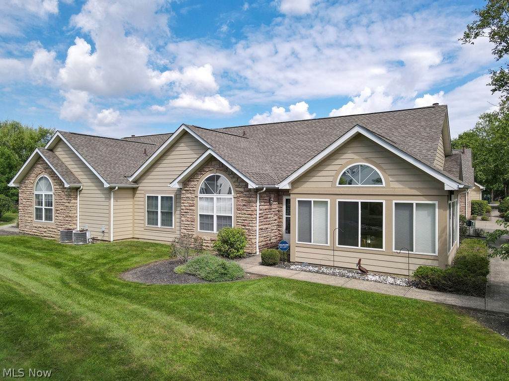 5670 Emerald Ridge - Photo 1