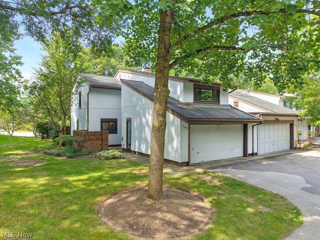 740 Spafford Oval - Photo 1