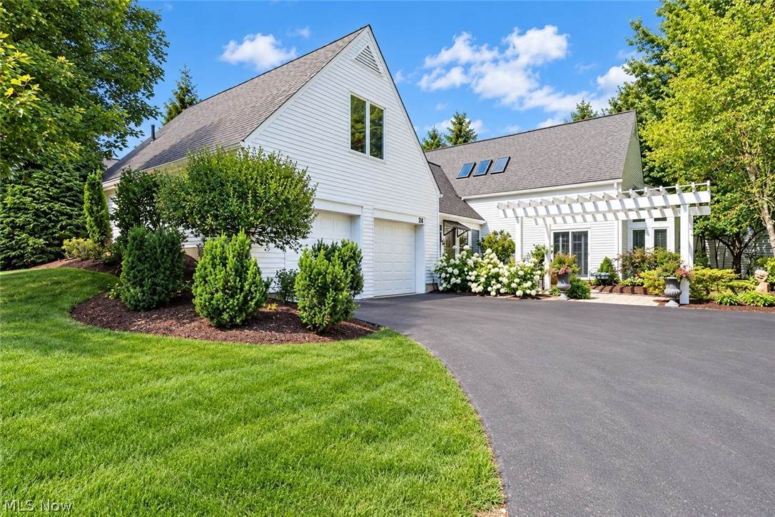 276 Tinkers Trail - Photo 1