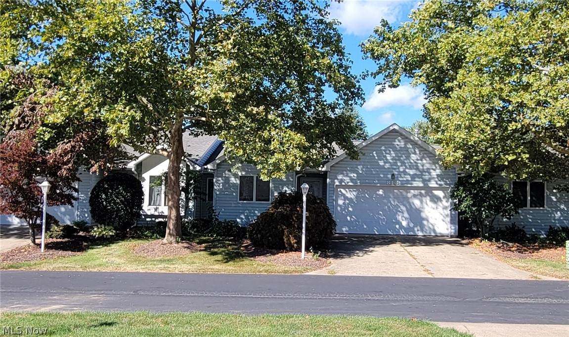 813 Elizabeth Drive - Photo 1