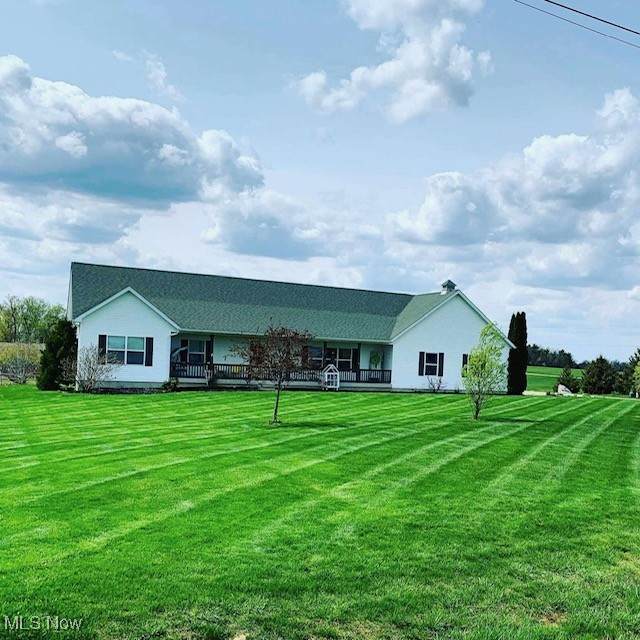 44 Township Road 581 - Photo 1