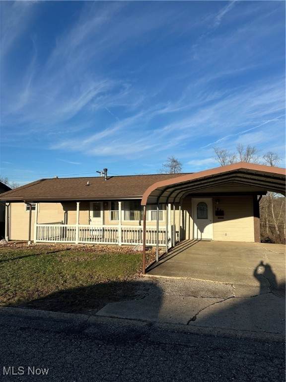 144 Andover Road - Photo 1