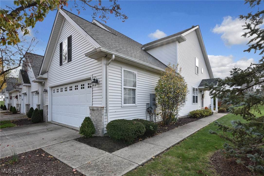 649 Linsberry Court - Photo 1