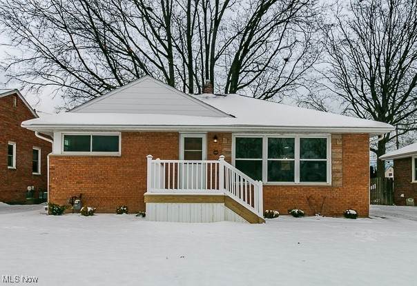 1660 Dennis Drive - Photo 1