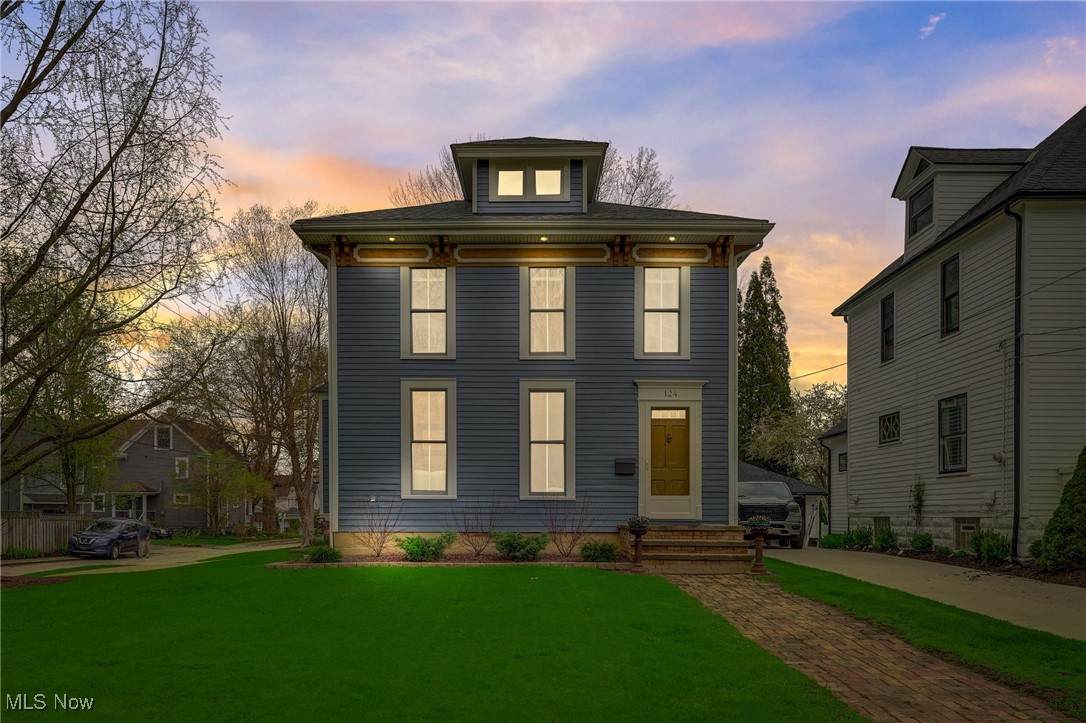 124 Franklin Street - Photo 1