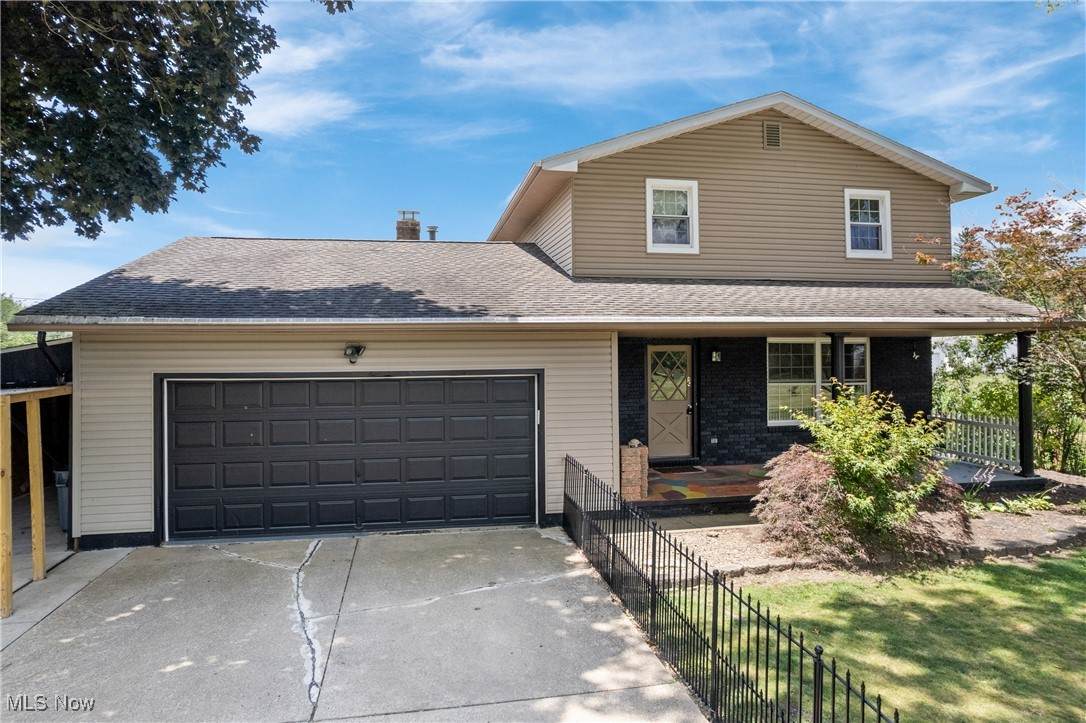 470 4th Street - Photo 1