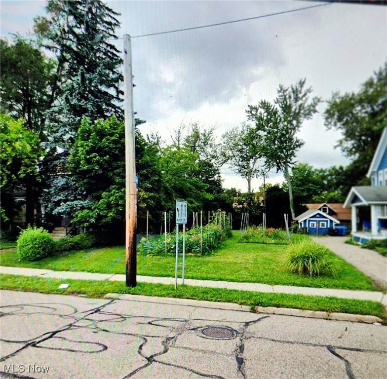 1560 Taylor Road - Photo 1