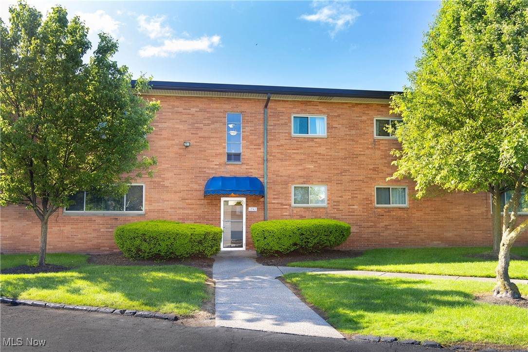 1742 Wagar Road - Photo 1