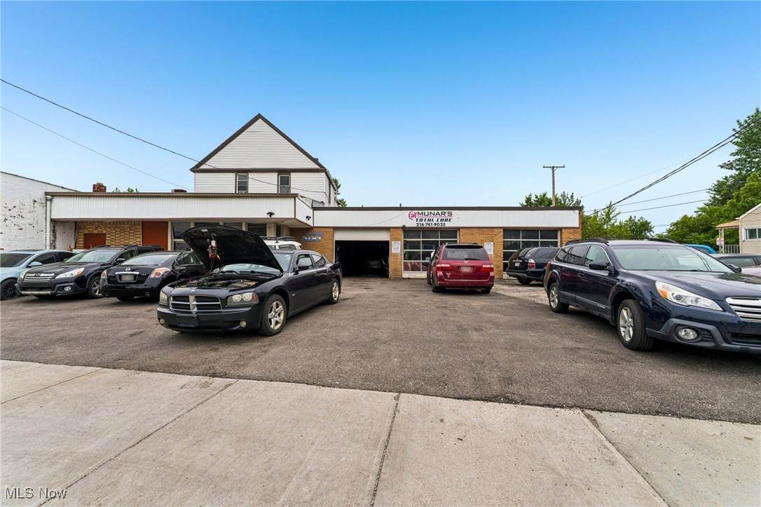 4704 State Road - Photo 1