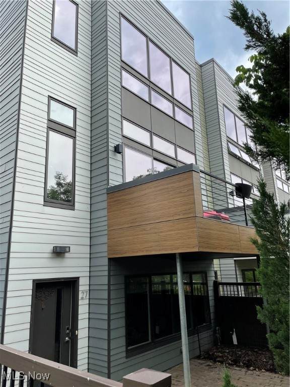 18875 Riversouth Terrace - Photo 1