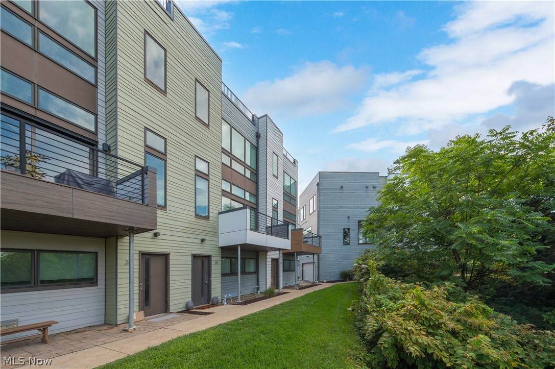 18875 Riversouth Terrace - Photo 1