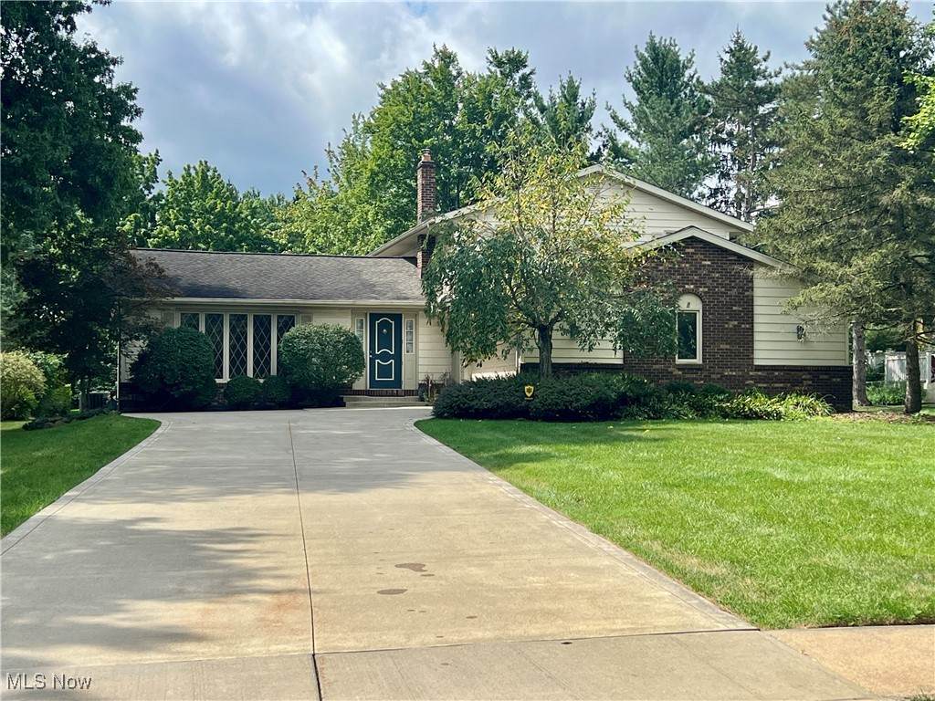 37100 Valley Forge Drive - Photo 1