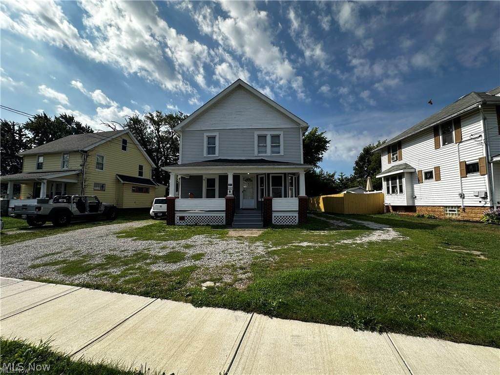 707 20th Street - Photo 1