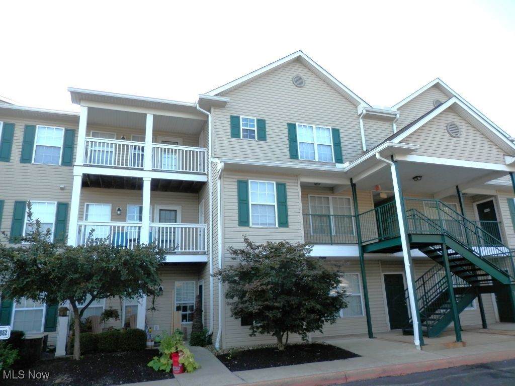 29852 Lenox Drive - Photo 1