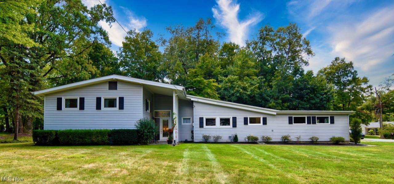 15915 Laurel Road - Photo 1